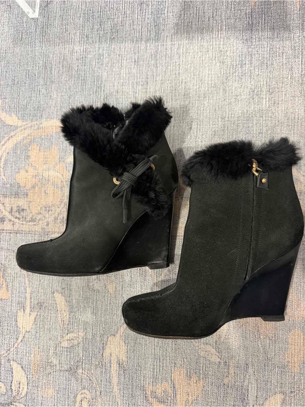 Louis Vuitton Black Fur Heeled Boots size 36